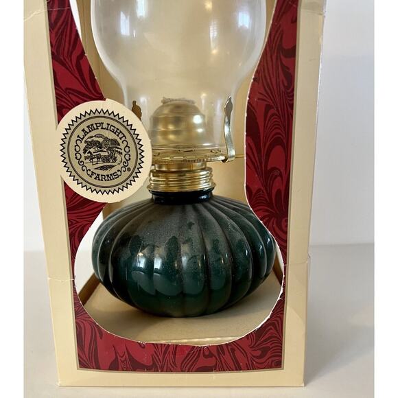 Vintage Lamplight Farms Clear Glass Hurricane Oil Lamp Green‎ Base-NEW - Picture 3 of 8